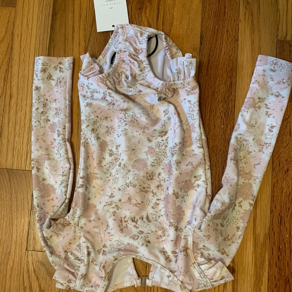 Jamie Kay Lily Swimsuit (color: Isla floral) - Picture 4 of 7